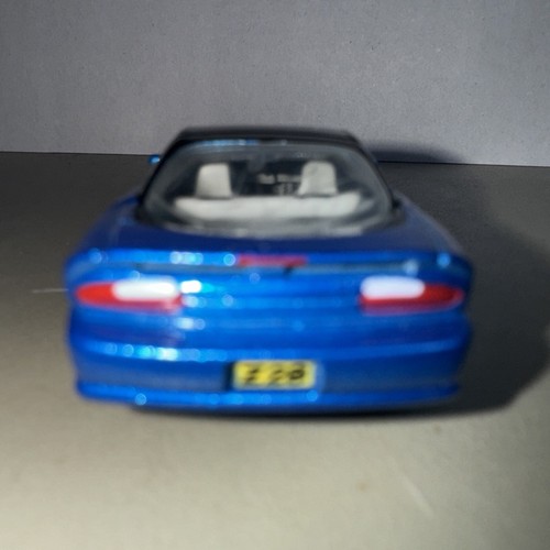 Matchbox Premiere JC Penney Exclusive Chevy Camaro Z-28 Coupe Blue Damage 1:63 - Picture 12 of 13