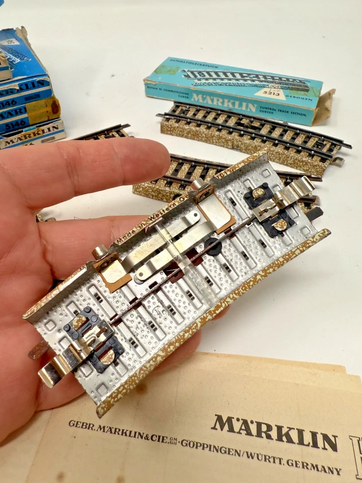 Secciones de pista vintage Marklin (20) 13x5146, 1x5213, 2x5210 1x5211, 2x5112, 1x5113 Foto 4 de 4