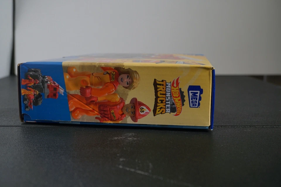 MEGA Hot Wheels Monster Trucks HW 5-Alarm building set 284 pcs sealed - Image 2 of 4