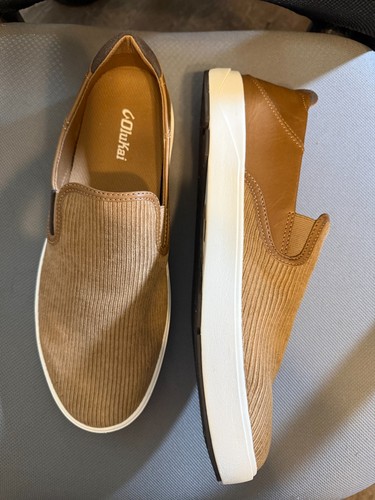 mens shoes OluKai size 12 -NEVER WORN