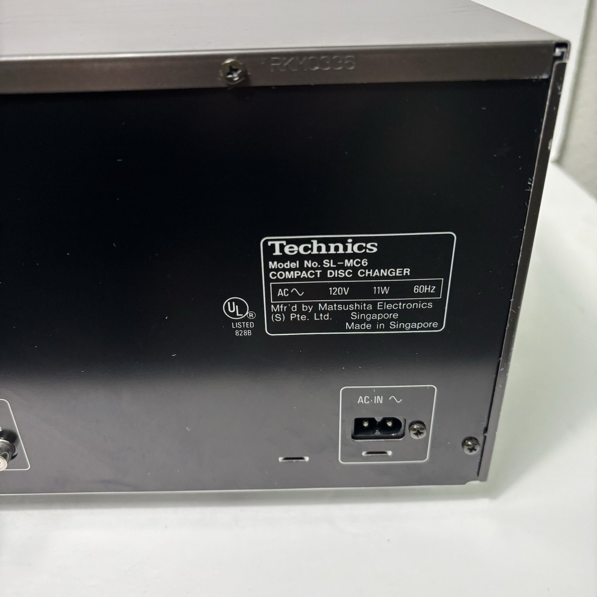 lostage CD6点セット 2001-02 Lincoln Town Car 6 Disc CD Changer Cartridge Not Included