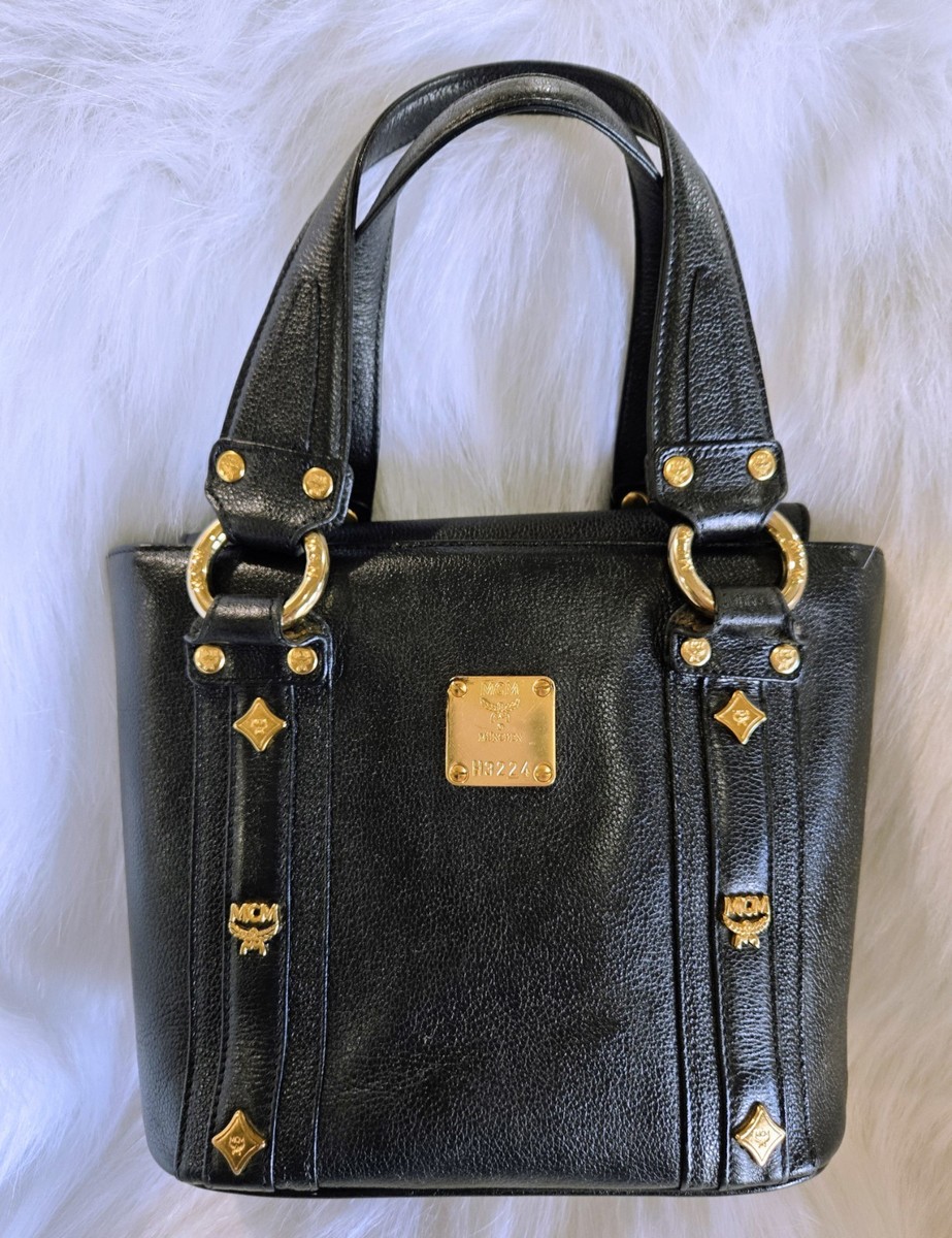 MCM ブラック ボディバッグ 楽天市場】mcm ボディバッグの通販