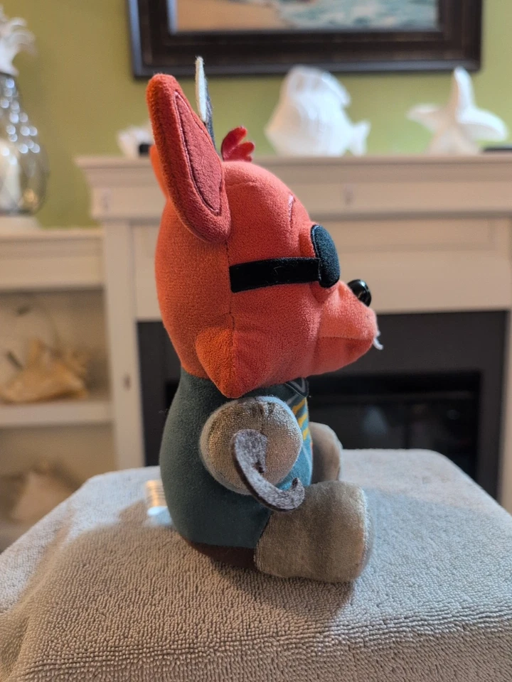 Funko FNAF Curse Of Dreadbear Coleccionable Capitán Foxy Peluche Exclusivo de Walmart Foto 2 de 4