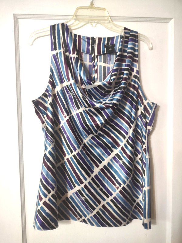 Ann Taylor Women's Sleeveless Blouse Size 12 Cowl Neck Satin
