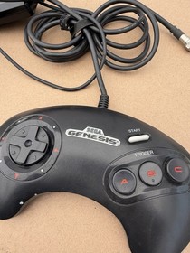Sega Genesis 1 Console Complete w/ 2 Controllers, Power - Tested