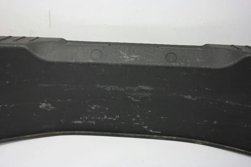 Ford Focus 2012-2018 alféizar de maletero Foto 4 de 4