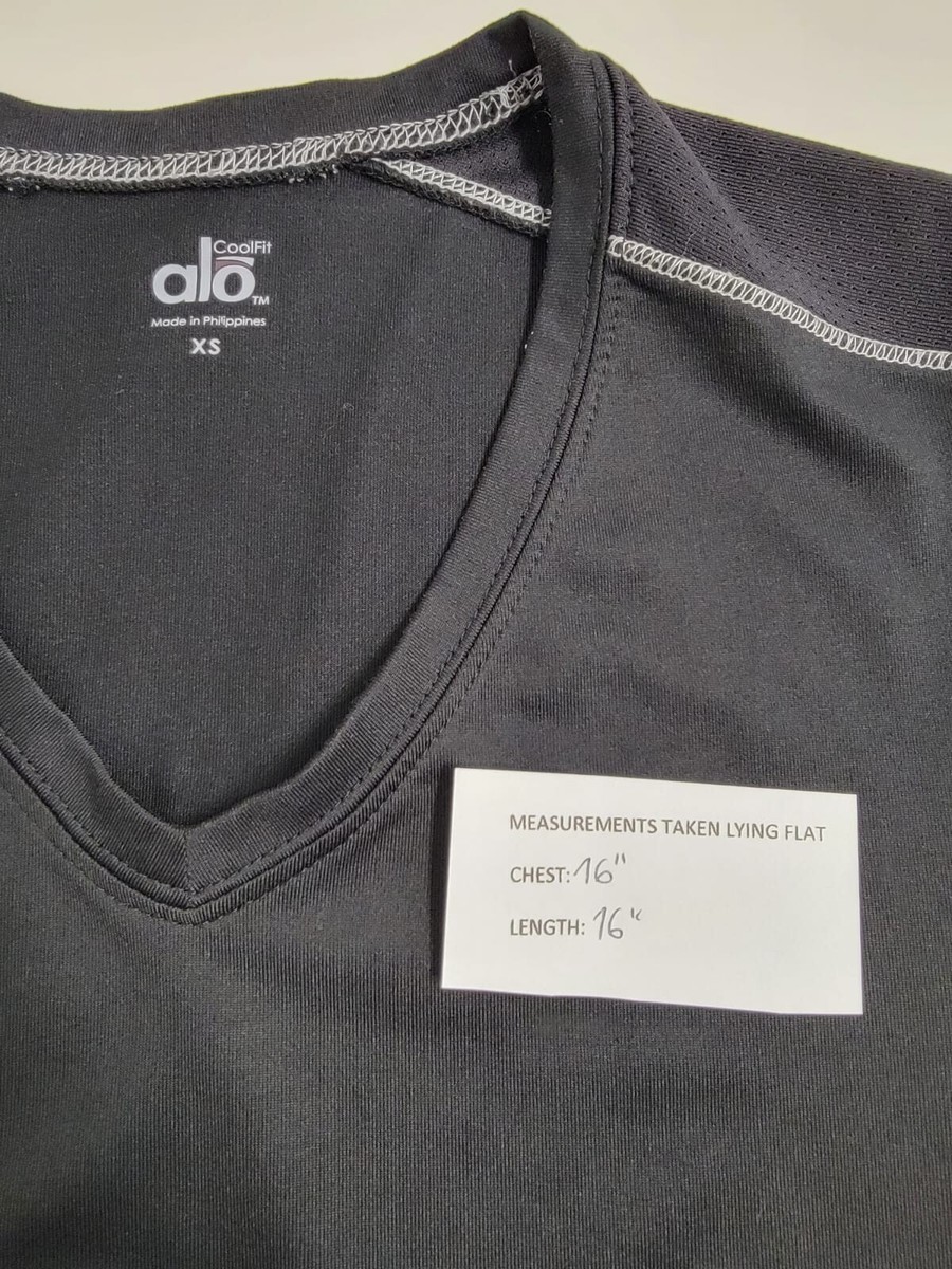 ALO Coolfit Womens Black V-Neck Zip Side Pocket Sleeveless Pocket