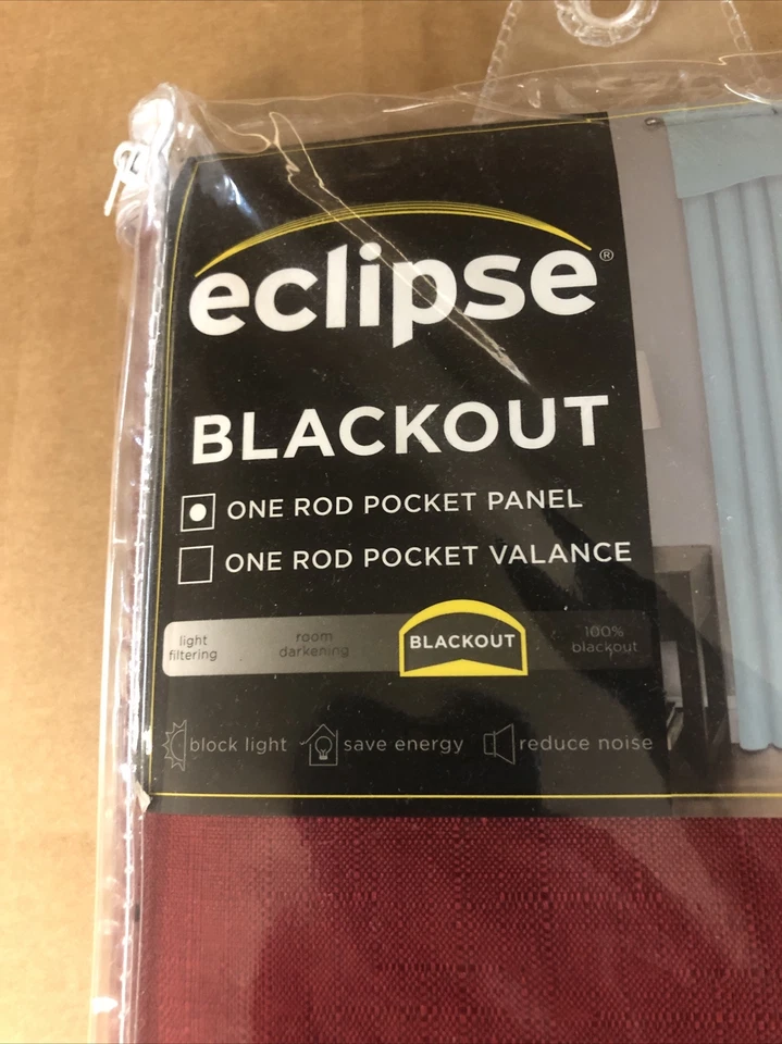 Занавеска затемняющая Eclipse. Одна панель 42 дюйма x 63 дюйма  Thermaback. Рубин. Новый - Изображение 2 из 4
