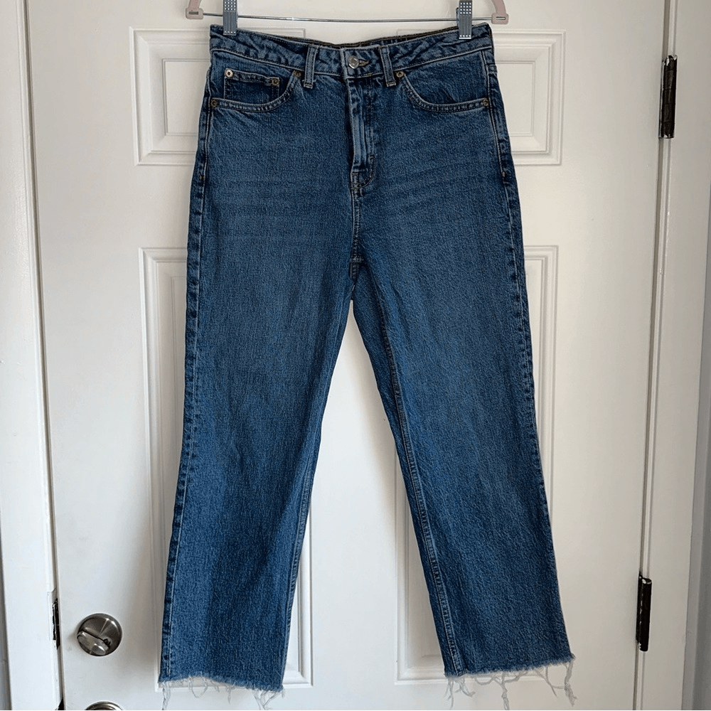 Topshop Straight leg Jeans with Raw Hem size 28 28x30 mid rise