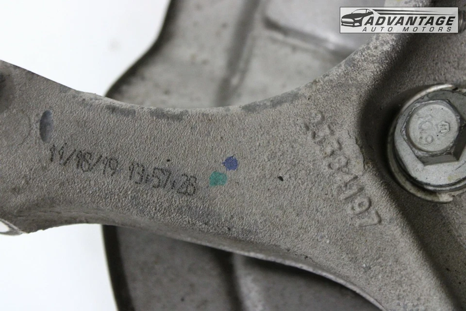 Chevrolet Malibu 2016-2025 tracción delantera izquierda eje nudillo rueda buje OEM Foto 4 de 4