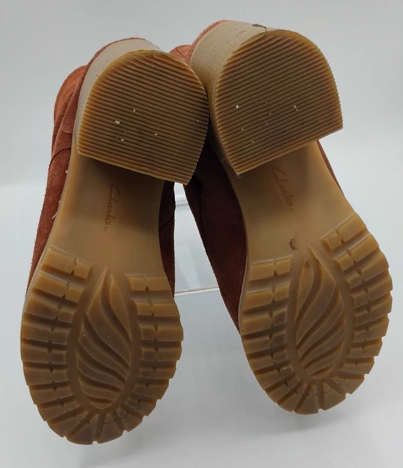 Clarks Brown Suede/Sherpa Lace-Up /Side Zip Ankle Bootie Women's Size 9M CUTE - Image 3 of 4