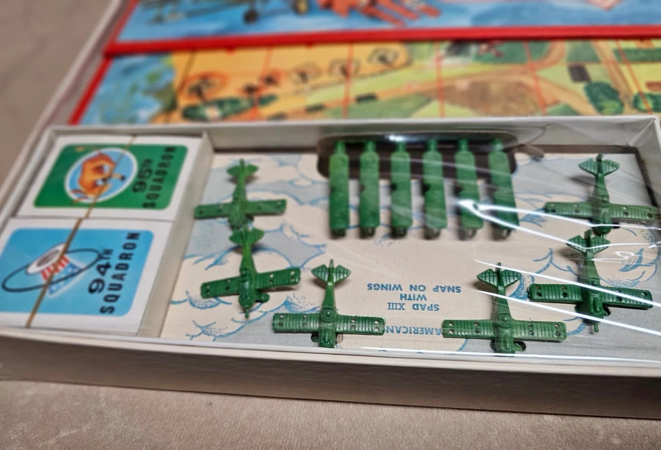 1963 Milton Bradley American Heritage Dogfight Game NEW - Image 4 of 4