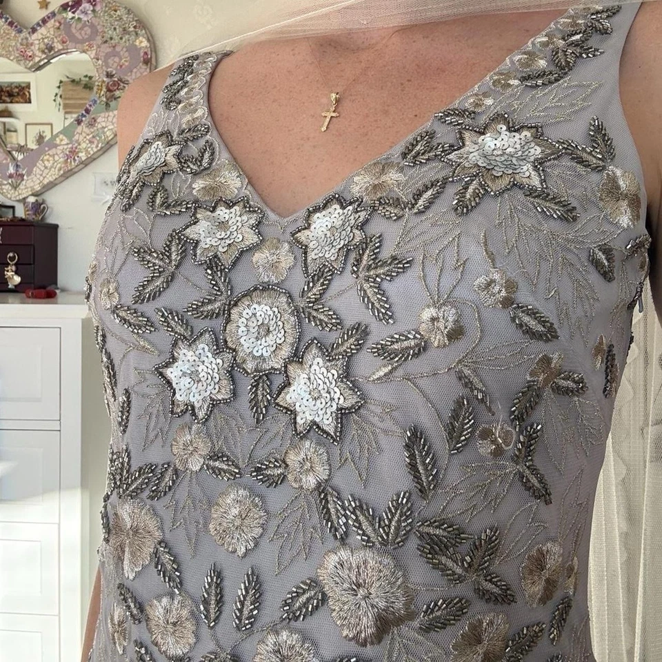 90s / Y2K Sue Wong silver floral beaded and sequin maxi dress with fringe scarf - Image 2 of 4