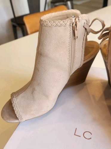 Lauren Conrad Bergenianude Nude Wmns Wedge Peep Toe Booties Sz 7.5 w/ Zip & Tie - Picture 5 of 11