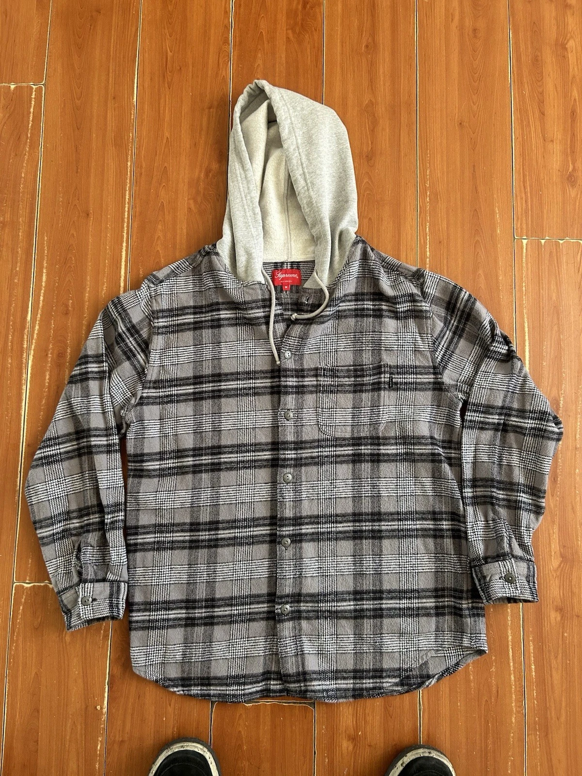 Chemise en flanelle à carreaux SS18 Supreme à capuche 