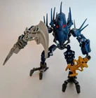 Lego Bionicle #7137 Piraka 100% Comp W/  Golden Armor!!!
