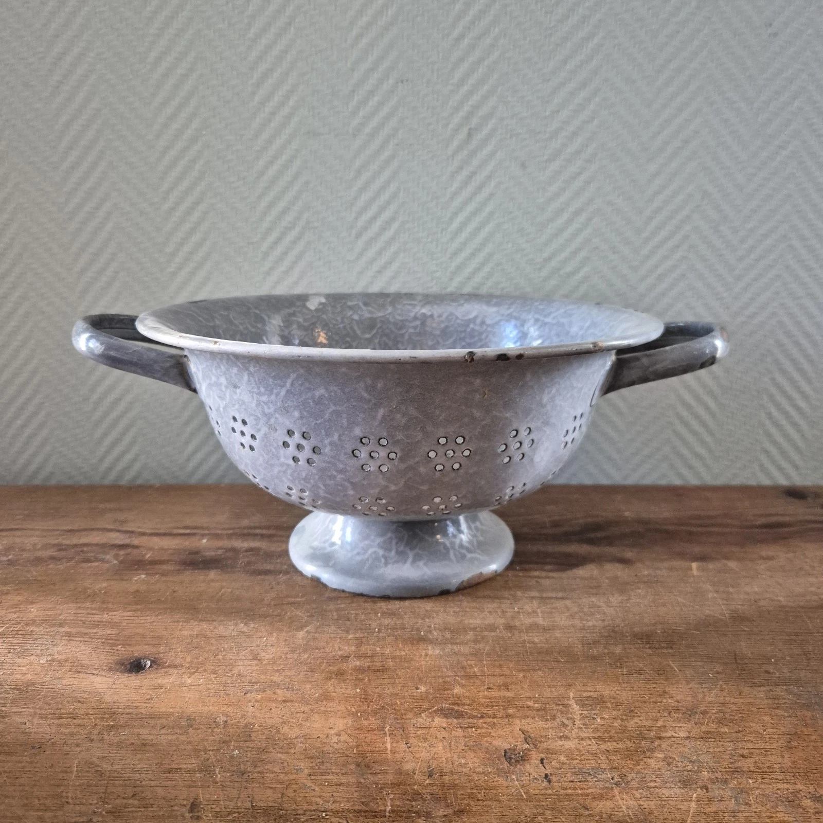 VINTAGE Dutch COLANDER Enamel Gray Enamelware Graniteware