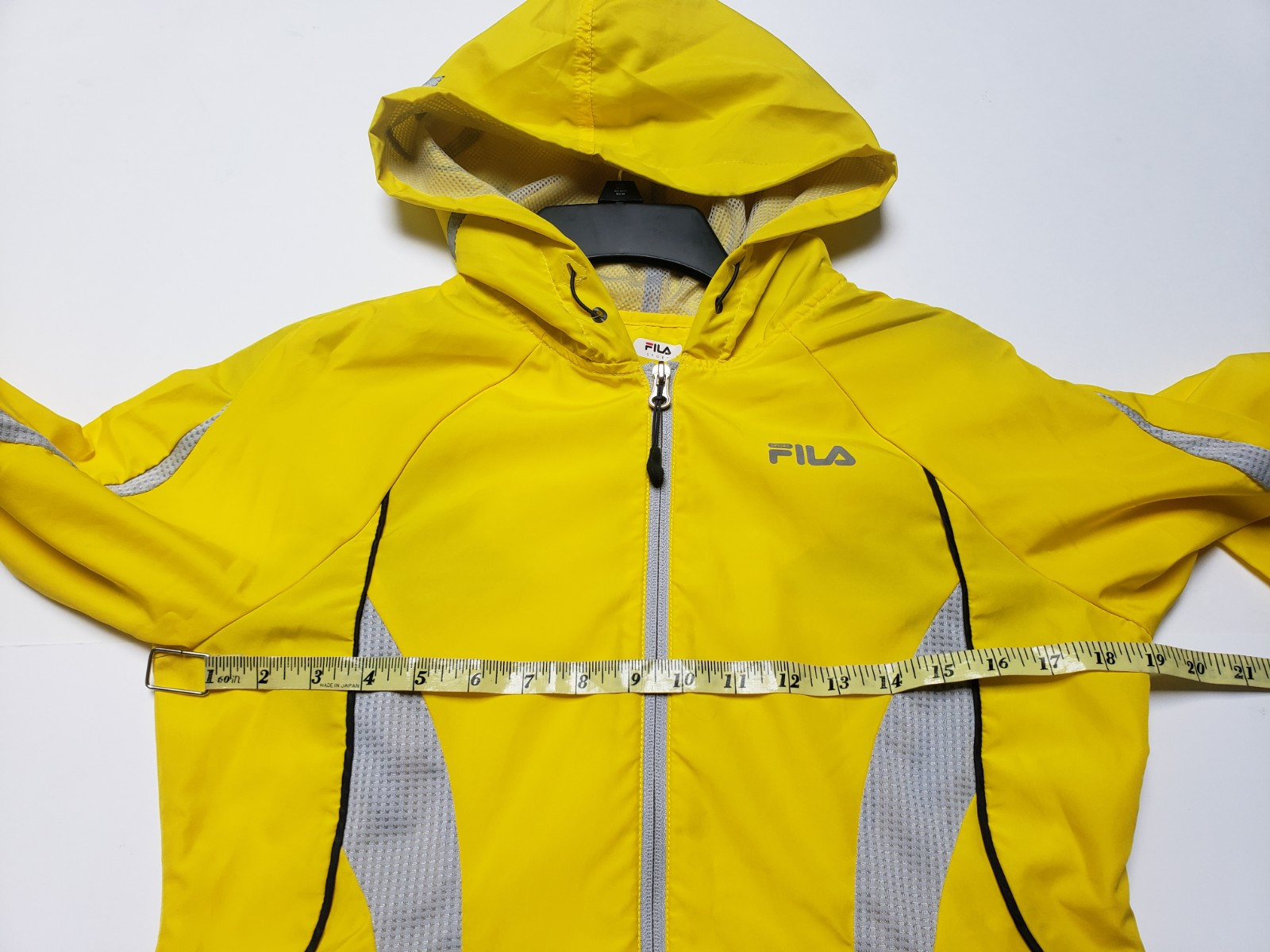 Giacca a vento FILA donna atletica full zip cappuccio tasche giallo XS nuova