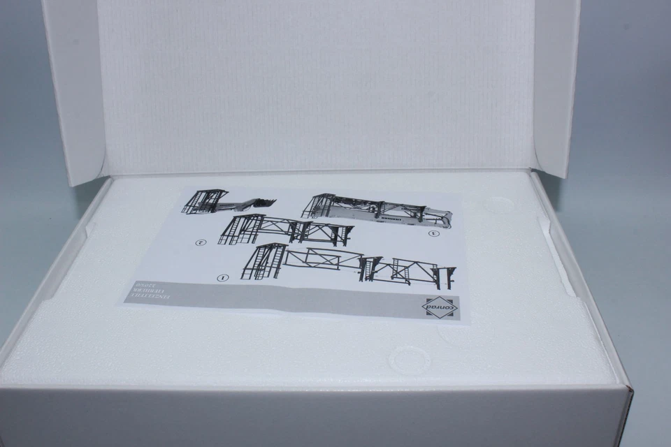 Conrad 2205 18 Liebherr R 960 Hadedorn Demolition Excavator 1:50 With Equipment - Image 3 of 4