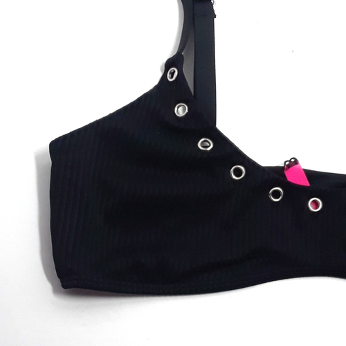 YMI Black Ribbed Bikini Top, size Large, NEW! Wireless Mod Grommet CLEARANCE - Picture 2 of 9
