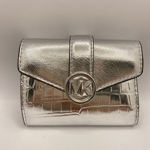 NWT Michael Kors Women's Wallet Carmen Medium Flap Bifold - Picture 24 of 33