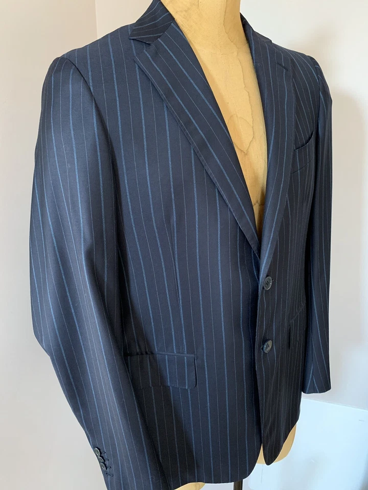 Isaia Blazer Blue Stripe jacket sz US 42 Soft 100% Light Weight Wool Italy 52 - Image 2 of 4