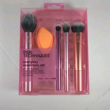 Real Techniques 5 Piece Brush Set, Includes 4...