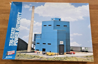 Kraftwerk H0 / Tri State Power Authority, Walthers Cornerstone 1:87