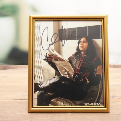 Autogramm 20x25 Carlos Valdes ''The Flash'' - MIT RAHMEN - Original Autograph