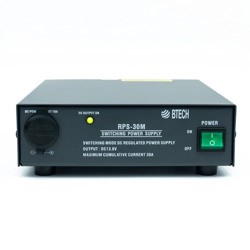 Fuente de alimentación de banco regulada compacta BTECH RPS-30M 30 amperios - 13,8 V CA a CC Co...-