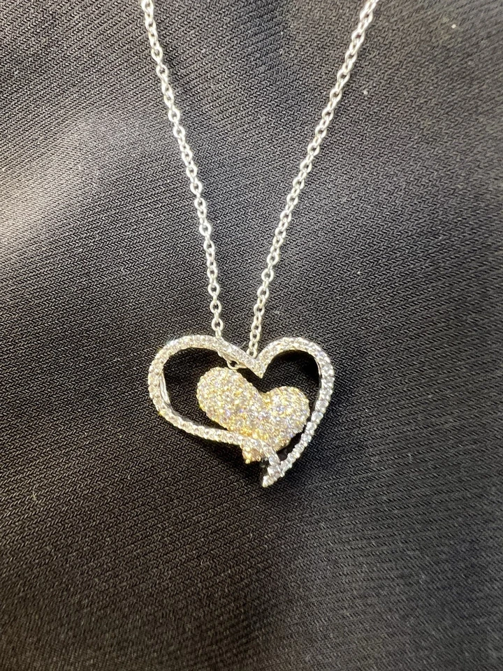 Collar Colgante Diamante Pavé 2ct Aprox Dos Tonos Estampado Doble Corazón 14k 585 CG Foto 3 de 4