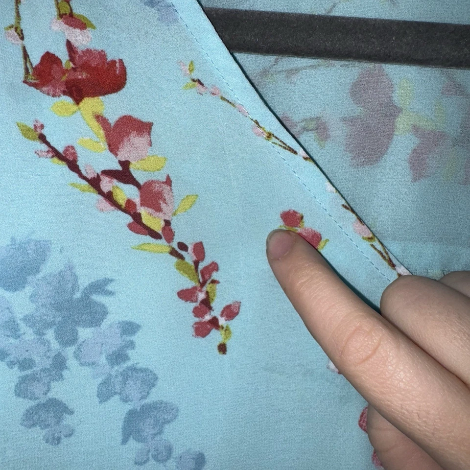 Blusa Belle by Kim Grava Floral Azul Botón Mangas Transparentes 1X Primavera Pascua Foto 3 de 4