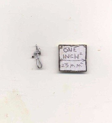 Sbattitore Uova Miniatura Scala 1:12 – Metallo Fuso – Island Craft Miniatures