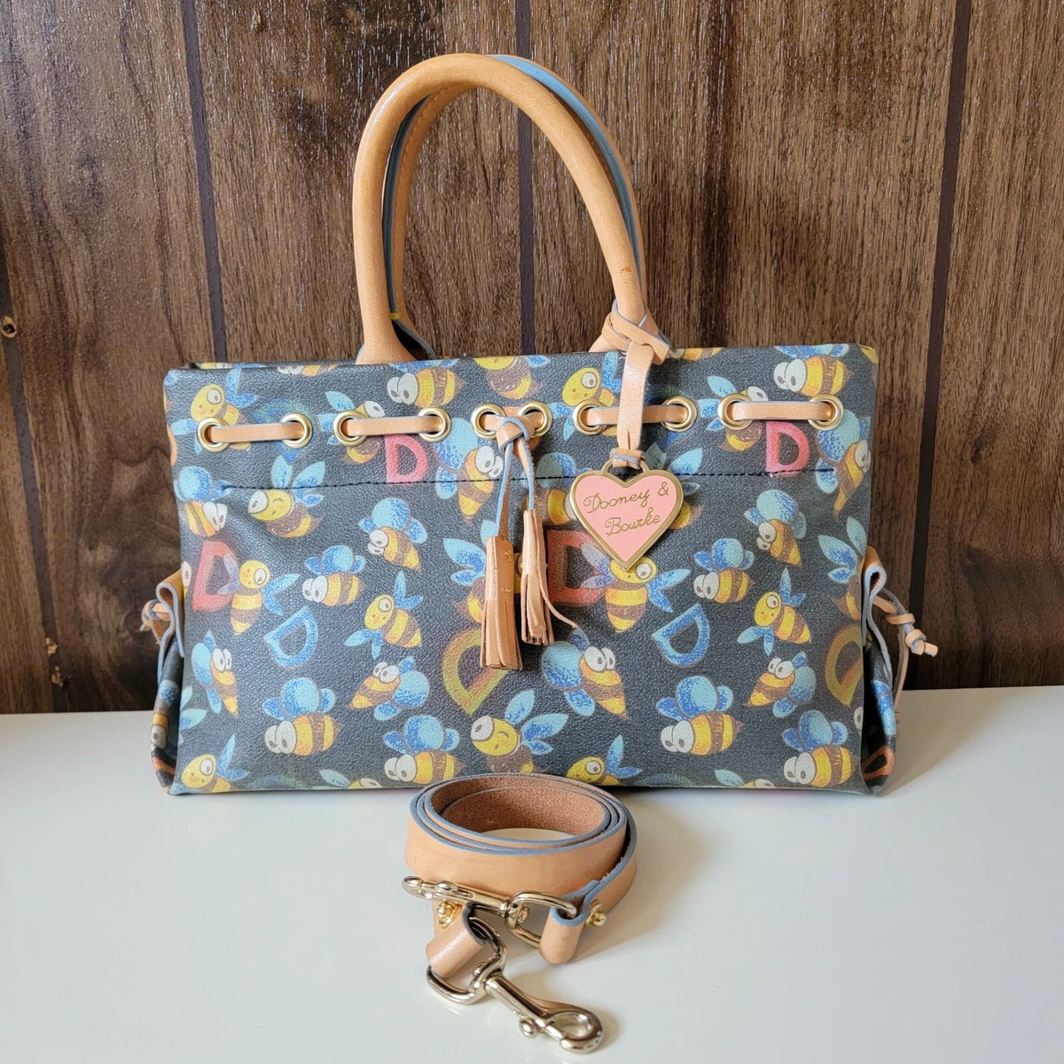 Discontinued Dooney Bourke Handbags hweb x 0 fe 02.fe.cpd.local