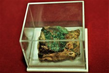 Malachit Rohstein,Tsumep. Ofavibergland, 3 x 2,5 x 1,5 cm, 18g 