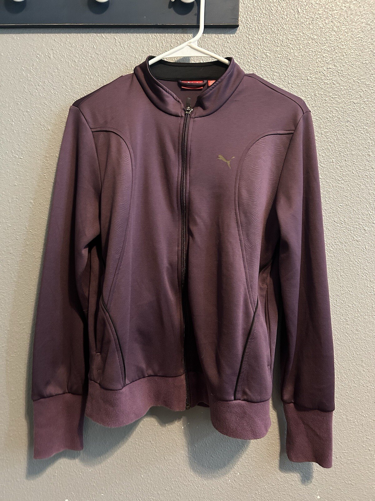 Puma Woman Purple Long Sleeve Full-Zip Jacket Size Large! MEASURMENTS! QUALITY!