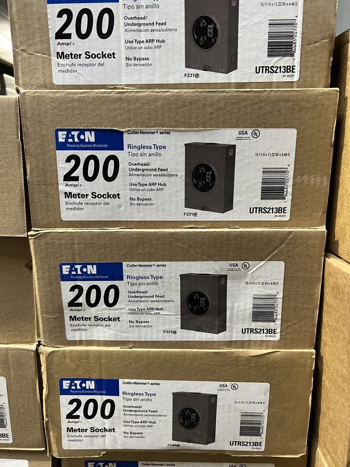 Eaton CutlerHammer 200 amps Ringless Overhead/Underground Meter Socket