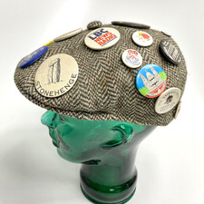 Vintage Kangol England Newsboy Hat with Souvenir Travel Pins Buttons