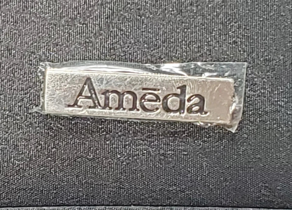 Extractor de leche eléctrico ultra doble Ameda Purely Yours nuevo en bolsa valor de $250  Foto 2 de 4