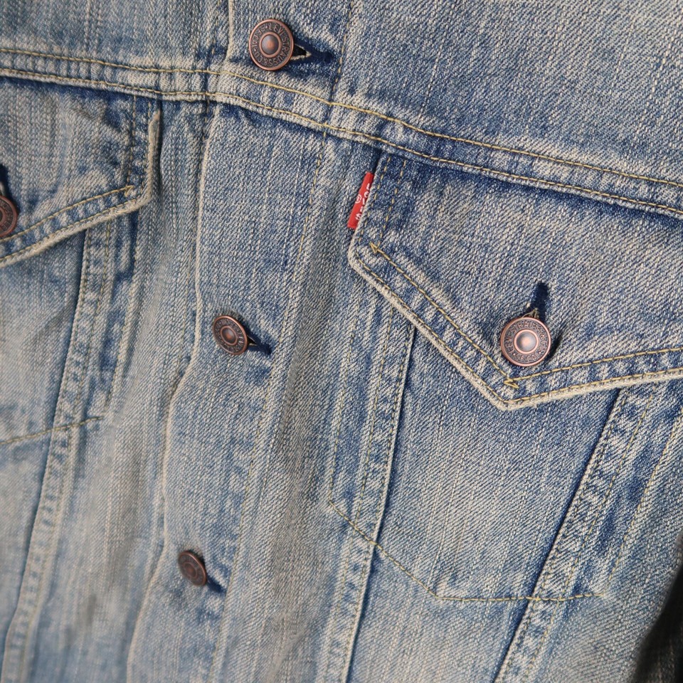 LEVIS Mens Vintage Red Tab 70599 Blue Denim Trucker Jacket SZ S / M