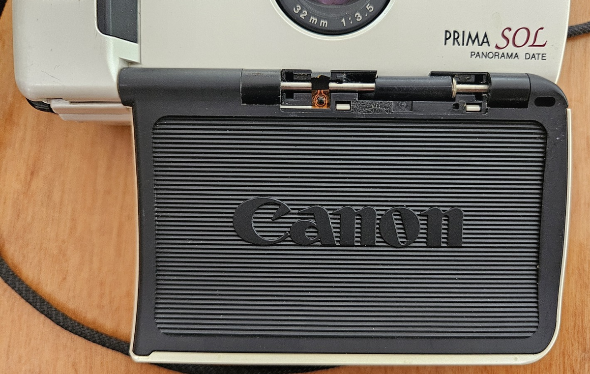 Canon Prima Sol 35mm world's first solar-powered Camera Rare