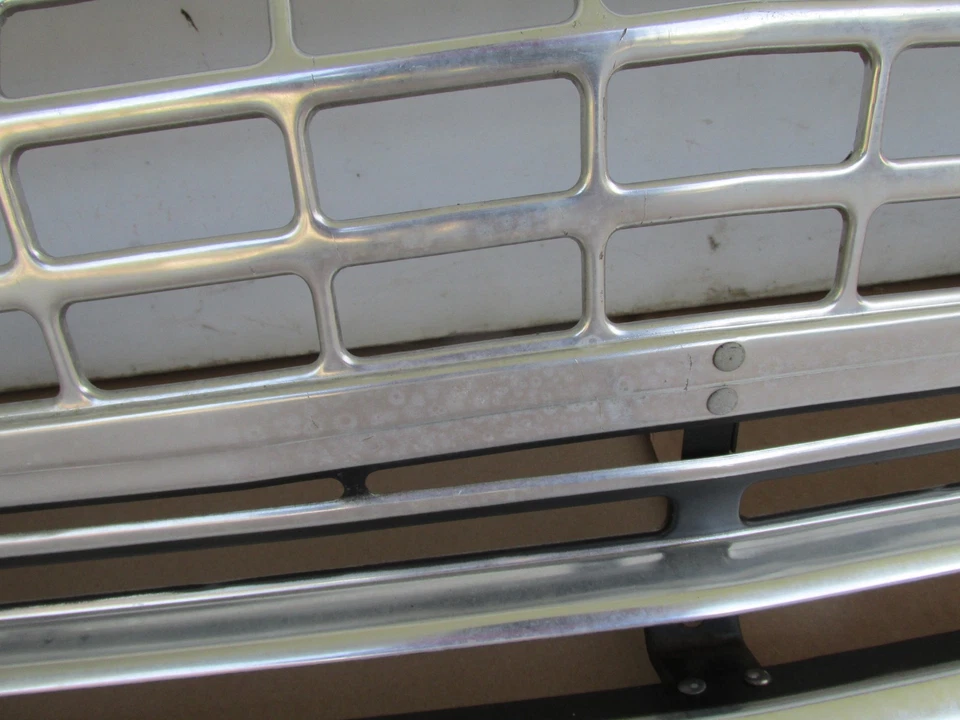 Jeep Wagoneer Cherokee J10 J20 razor grille - Image 4 of 4