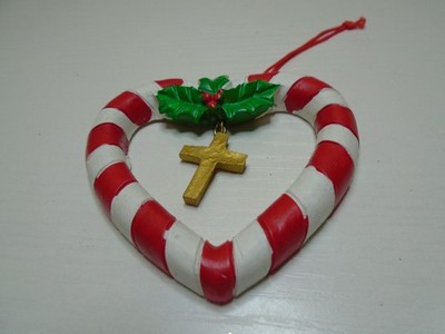HAND-PAINTED RED STRIPED HEART WITH HOLLY & CROSS 2.75'' X 3'' PLASTER ORNAMENT UN