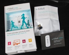 Fitbit One LOT   Original Packaging  NEW USB Dongle for One  Zip Trackers