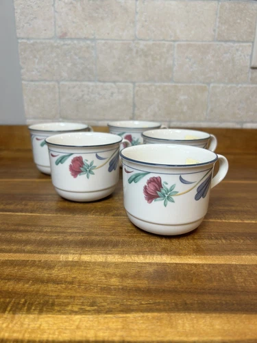 Set of 5 NWT Lenox Chinastone Poppies on Blue Coffee/tea Cups/Mugs