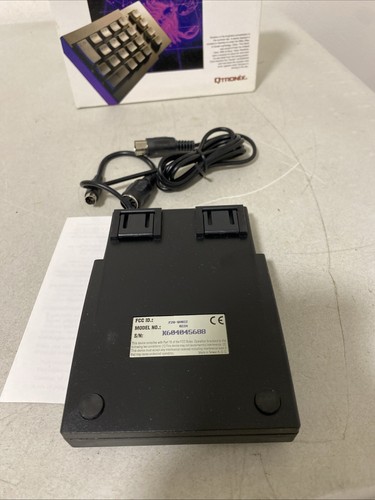 Open Box Qtronix Scorpius 22R Numerical Keypad with Serial Connection - Picture 4 of 4
