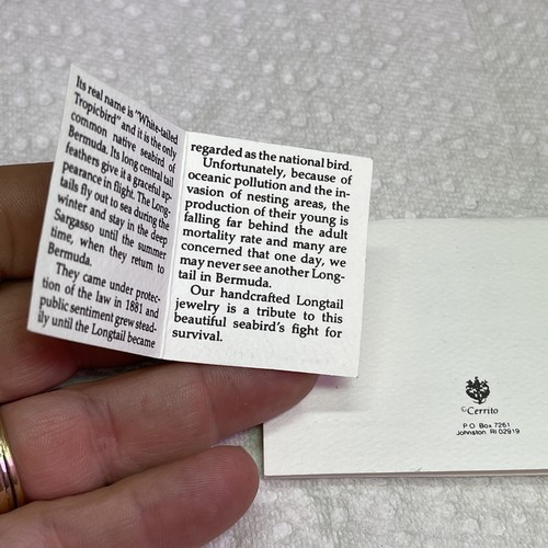 Gold tone Bermuda Longtail Bird Pendant / Charm Cerrito in original packaging - Picture 5 of 7