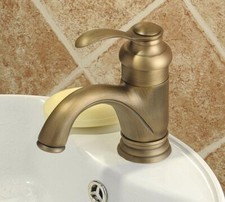 Antique Brass Single Handle Bathroom Sink Basin Faucet Mixer Water Tap enf008