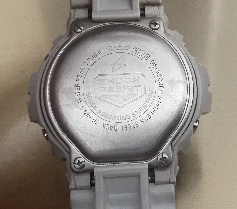 Мужские часы Casio DW6900FS G-SHOCK классические серые каучуковый черный циферблат 3230 - Изображение 2 из 4