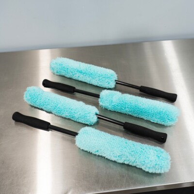 The Clean Garage Soft Microfiber Wheel Brush V2 | 18'' | 4 Pack
